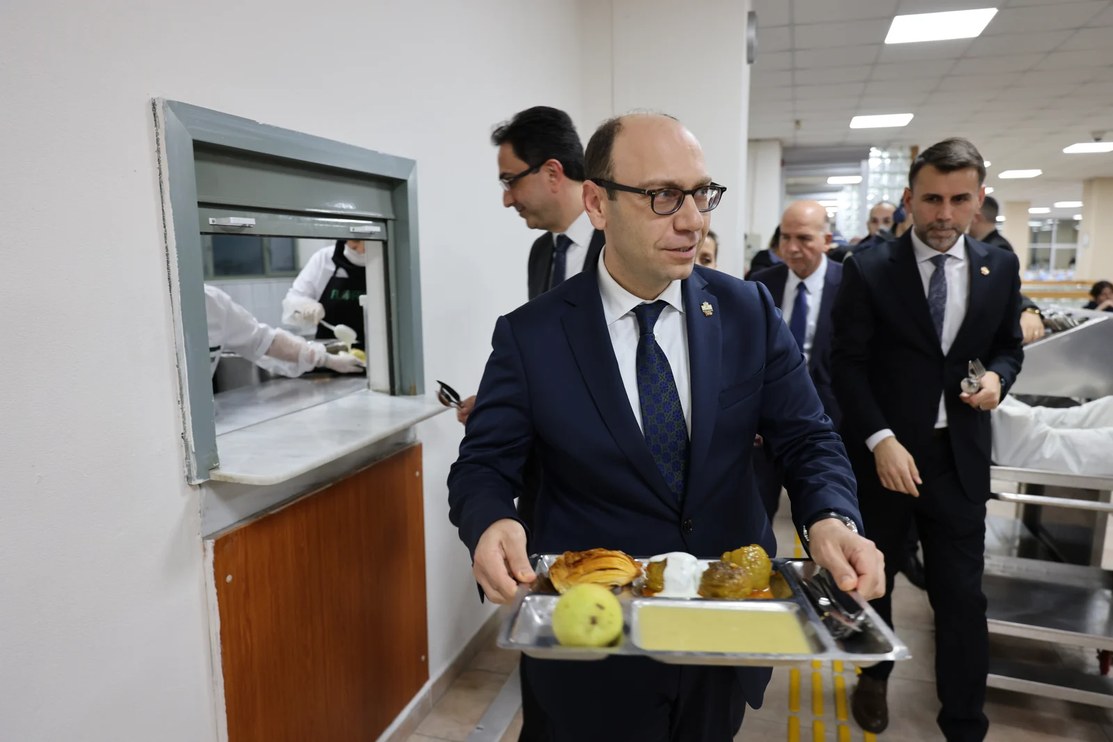 Vakfımız Tarafından İstanbul Üniversitesi-Cerrahpaşa Yemekhanelerinde İftar Programı Düzenlendi