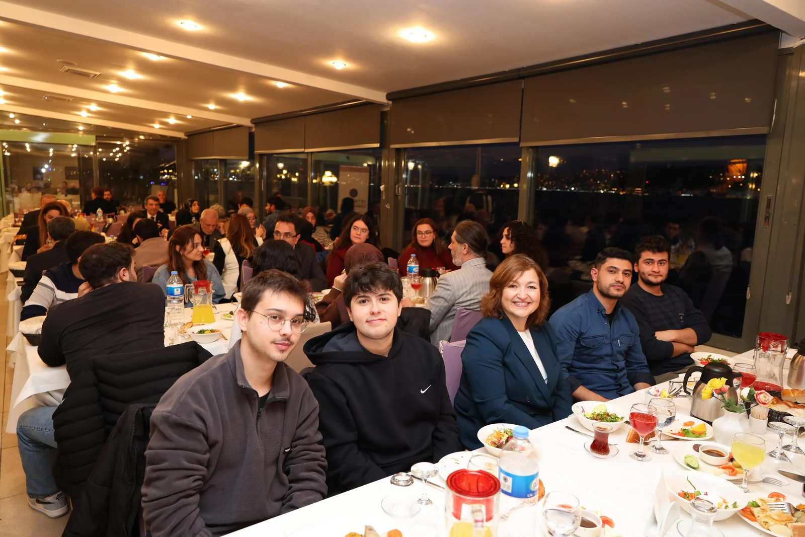 İÜC Geliştirme Vakfı Olarak Öğrencilerimizle İftar Yemeğinde Buluştuk