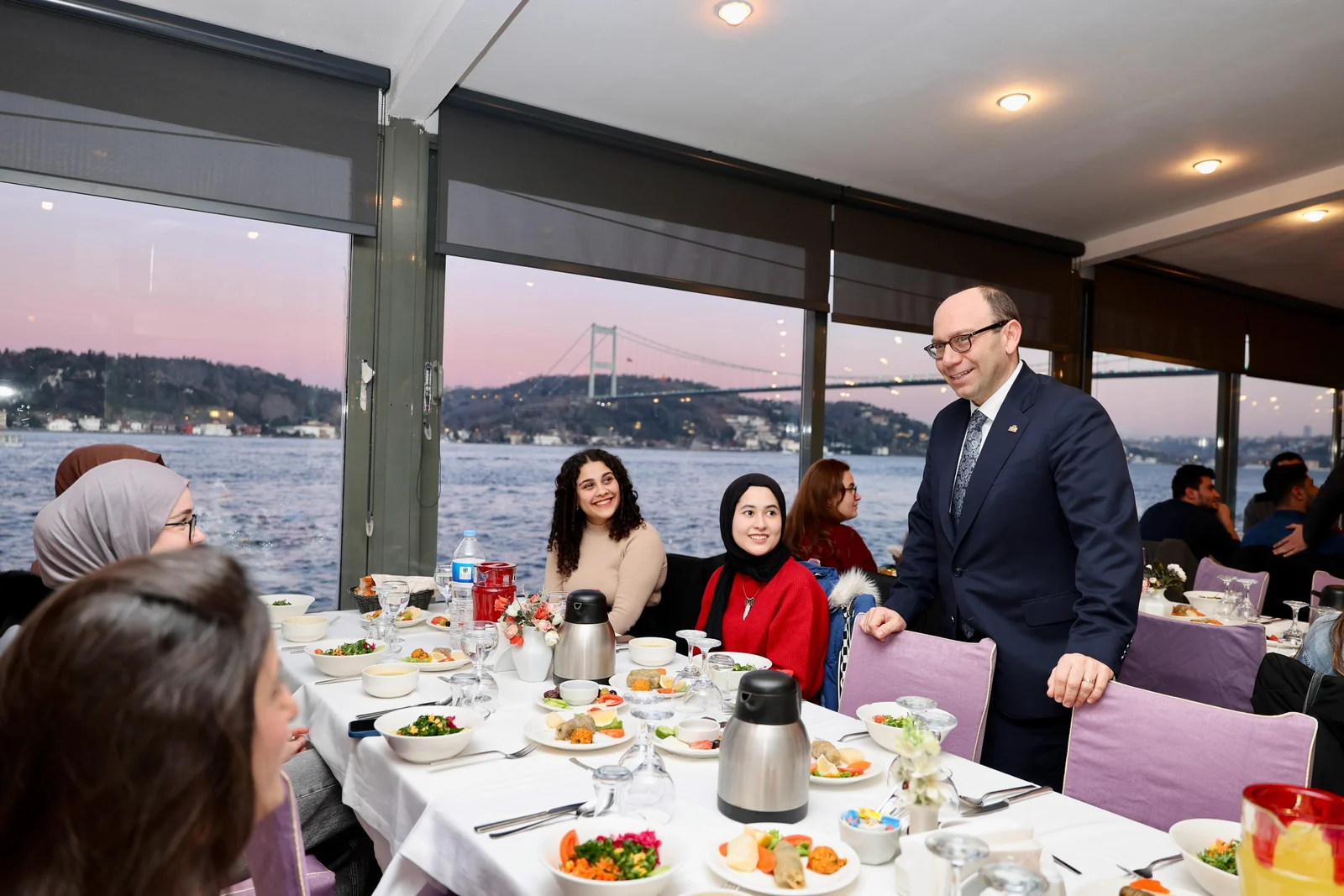 İÜC Geliştirme Vakfı Olarak Öğrencilerimizle İftar Yemeğinde Buluştuk